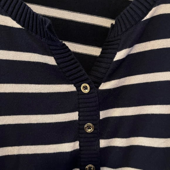 Lilly Pulitzer sweater - Picture 2 of 5